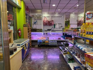 Carnicería en traspaso – Negocio funcionando y con