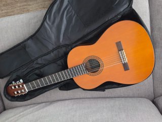Guitarra Clásica Yamaha para Niños