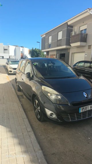 Renault Grand Scenic 2011