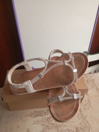 Sandalias plateadas talla 37