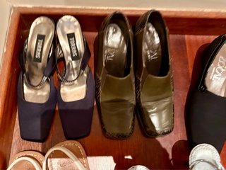 Zapatos Talla 35 Negros y Marrones