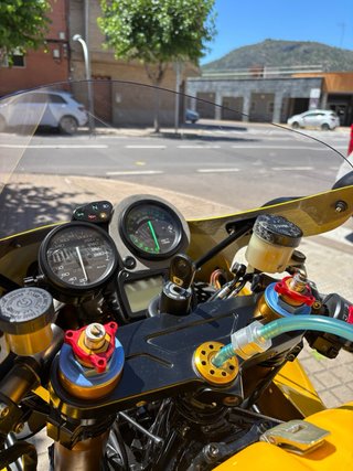 Ducati 888 Superbike Réplica Amarilla