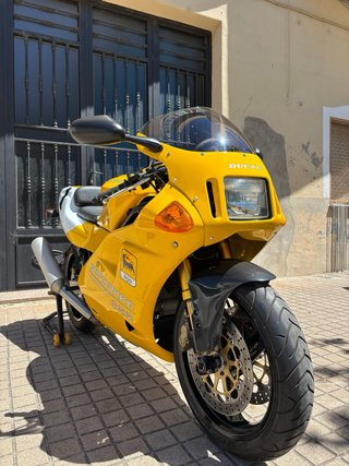 Ducati 888 Superbike Réplica Amarilla