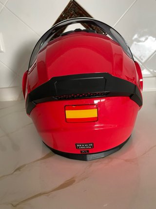 Casco de moto modular rojo