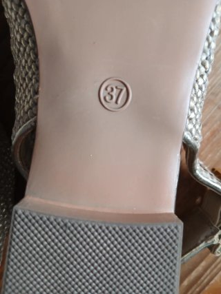 Zapatos CORINA dorados mujer