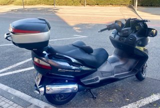 REDUCIDA   Suzuki Burgman 650 Executive