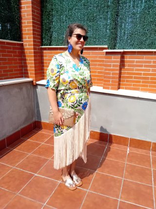 Vestido Cooosy con flecos