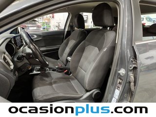 Kia Ceed 1.6 MHEV iMT Drive 100 kW (136 CV)