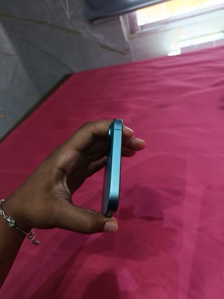 iPhone 16 Plus Verde agua Como nuevo  Tengo caja