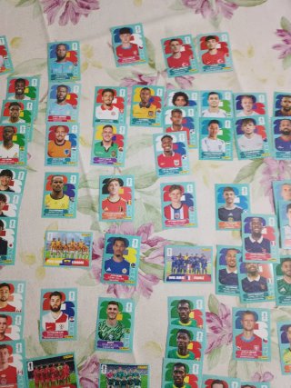 Álbum + 100 cromos Mundial 2026 + extra sticker