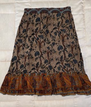 Falda midi estampada mujer