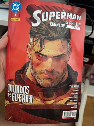 Superman, mundos de guerra