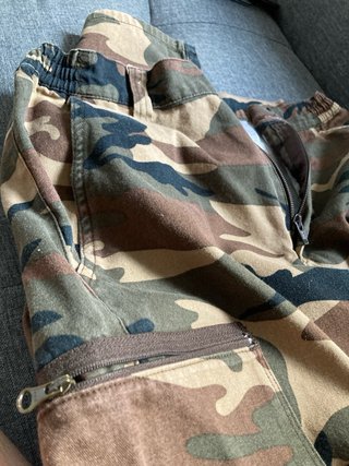 Pantalones cargo camuflaje