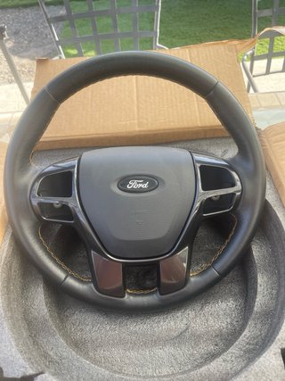 VOLANTE FORD RANGER WILDTRACK T8 2020