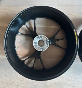 Llantas Ducati Streetfighter Panigale V4S