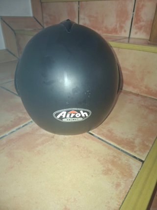 Casco de moto Airoh Talla S Negro
