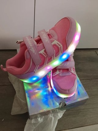 Zapatillas Skechers Rosa con Luces LED y con rueda