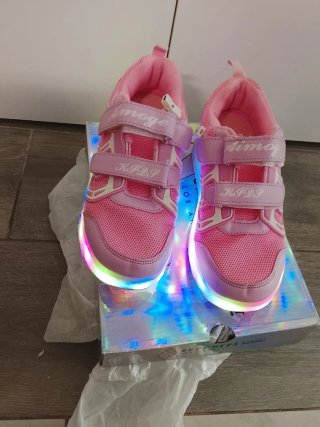 Zapatillas Skechers Rosa con Luces LED y con rueda