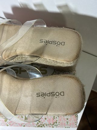 Sandalias Dospies esparto y transparentes