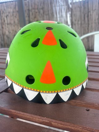 Casco infantil dinosaurio bici/patinete