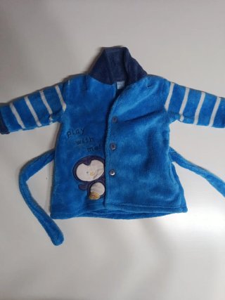 Bata de bebé azul pingüino 6 meses