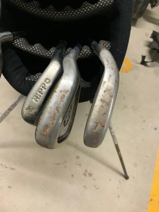 Bolsa de golf Callaway con trípode y palos