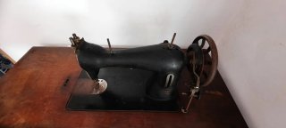 Máquina de coser Wertheim antigua 1910