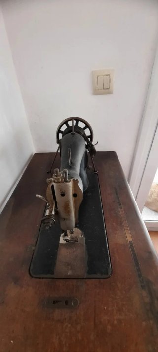 Máquina de coser Wertheim antigua 1910
