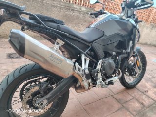 BMW F900GS  Negra/Gris