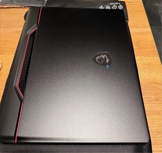 MSI Raider GE68 16 Laptop Gaming Reacondicionado