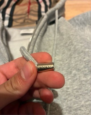 Sudadera Burberry Gris con Capucha