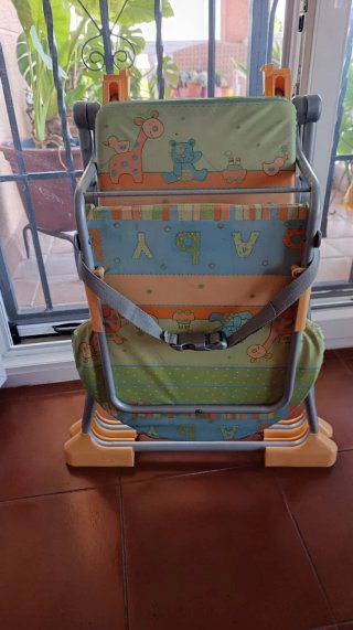 Trona de bebé plegable