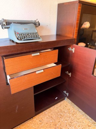 Aparador clásico mdf dos cajones y dos puertas