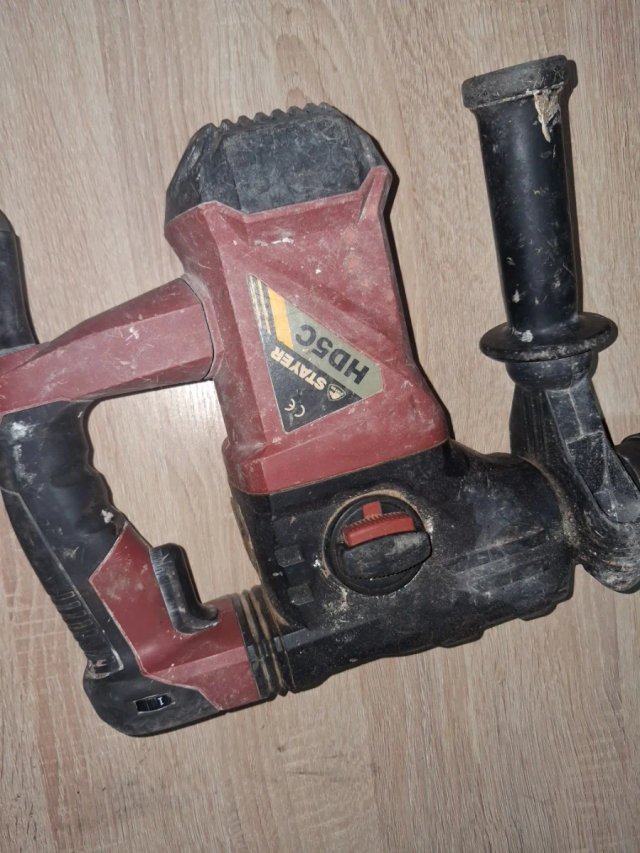 Taladro percutor Stayer HD5C