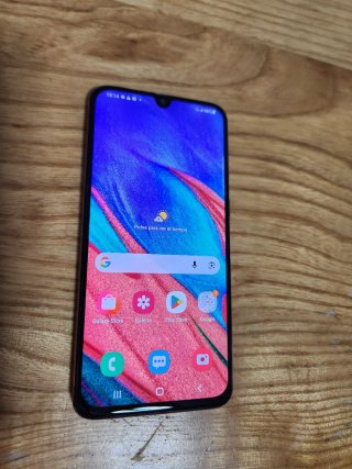 Samsung Galaxy A40 Coral