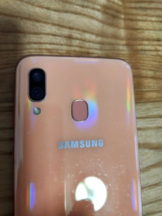 Samsung Galaxy A40 Coral