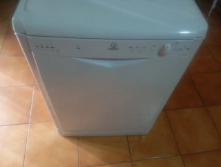 Lavavajillas en buen estado