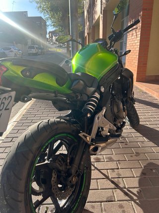 Kawasaki ER-6n 650cc