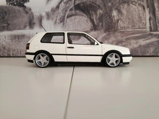 Golf GTI MK3 1/18 Modificado