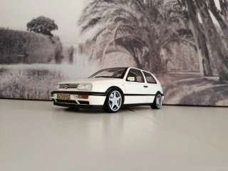 Golf GTI MK3 1/18 Modificado