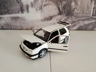 Golf GTI MK3 1/18 Modificado