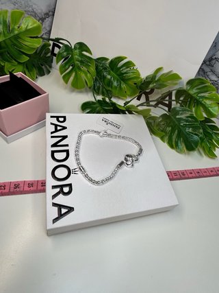 Pulsera Pandora 18cm con caja original