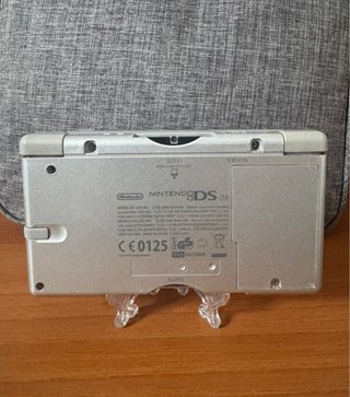 Nintendo DS Lite Argento + Caricatore