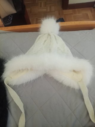 Conjunto gorro y bufanda de pelo sintético