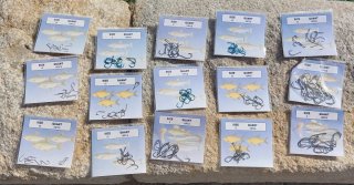 Caja de pesca con accesorios y carretes