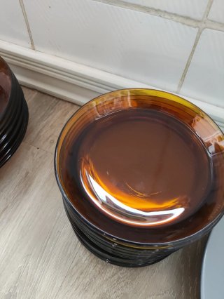 Vajilla y tazas de regalo