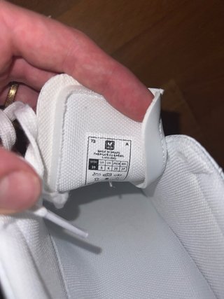 Zapatillas V ja Blancas y Beige