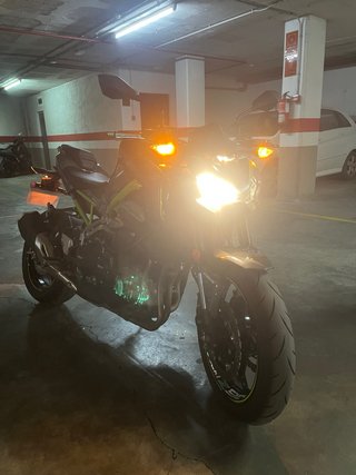 Kawasaki Z900   -A2