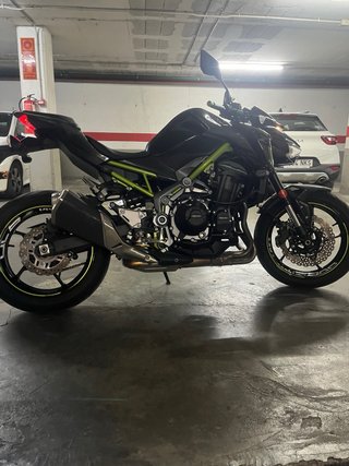 Kawasaki Z900   -A2