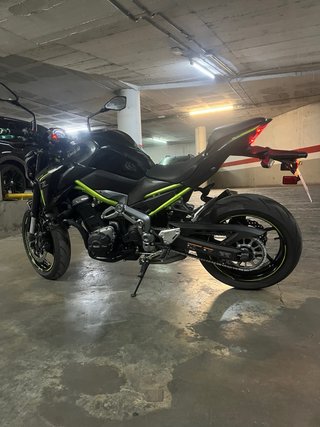 Kawasaki Z900   -A2